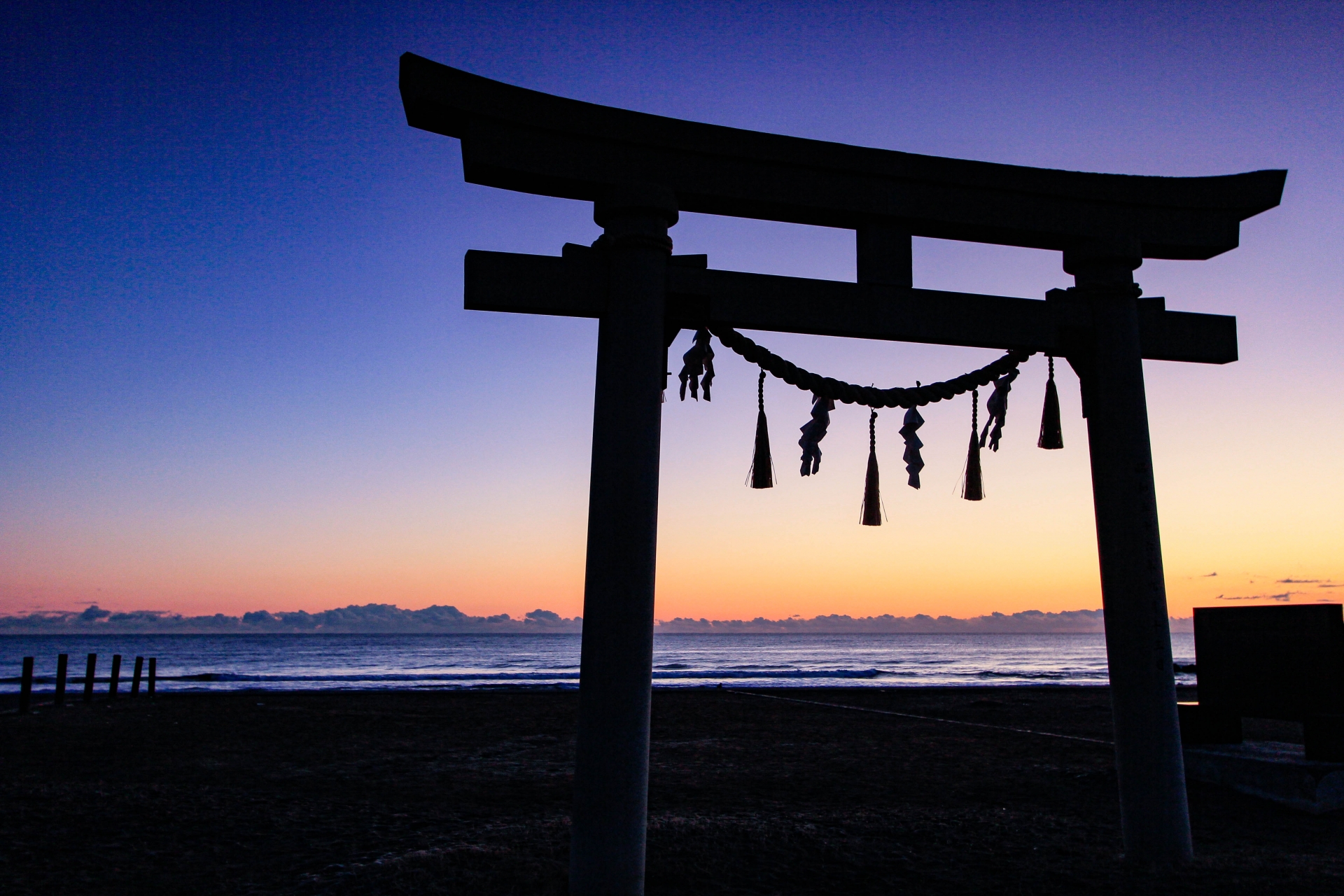 【一宮町】無形文化財にも指定される、神聖な「釣りが崎海岸」。知られざるサーフィンの歴史も