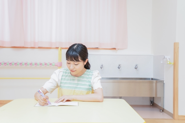 【障がい福祉サービス】障がい児に関わる職種とその資格