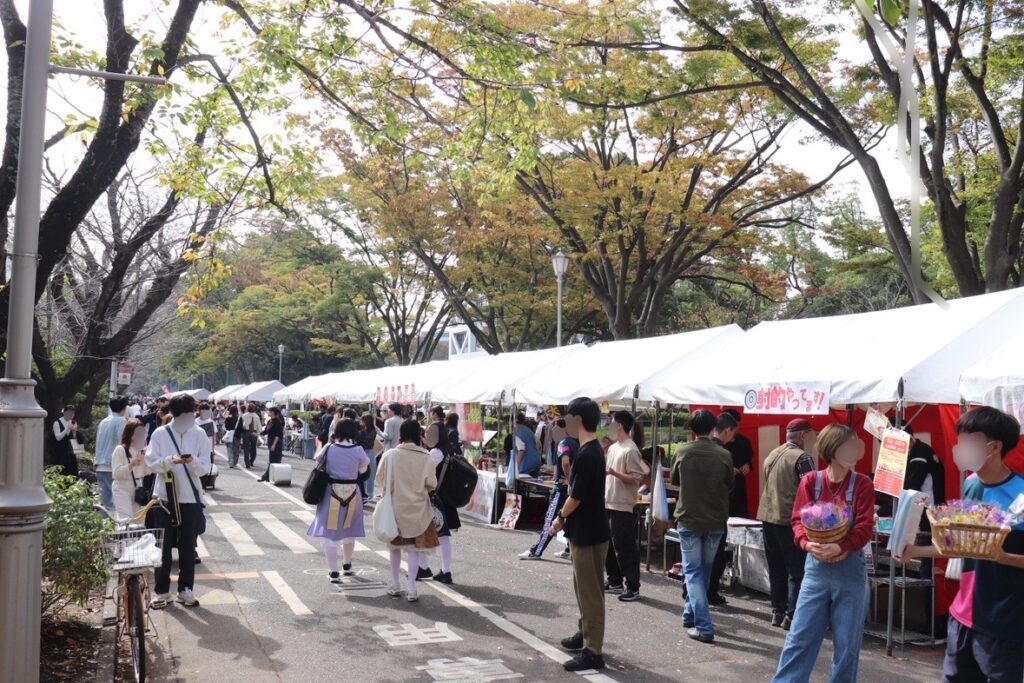 舌もお腹も大満足！「テント企画」