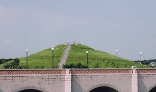 【スポット⑤】牧の原公園｜展望山からの眺めとテニスコート