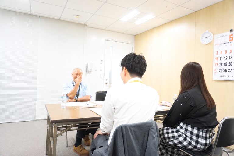 就職後の定着支援に関する面談の様子